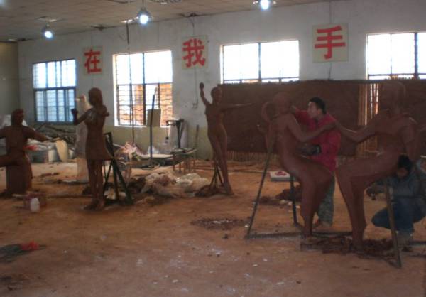 泥塑現(xiàn)場(chǎng)