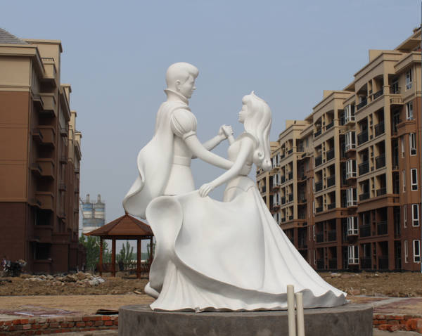 六安白(bái)雪(xuě)公主