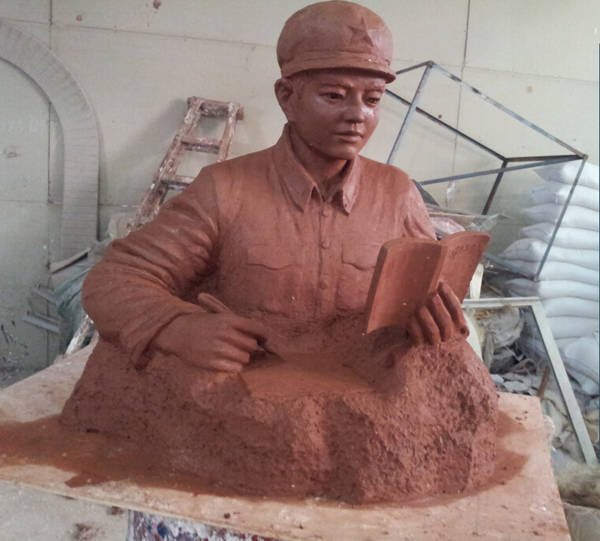 淮南(nán)武警支隊泥塑