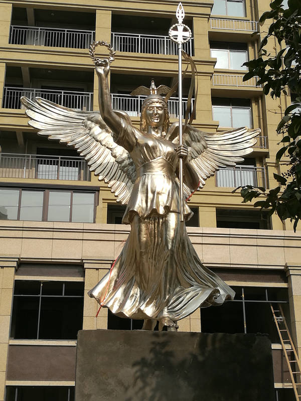 阜陽同昇地(dì)産鑄銅雕塑